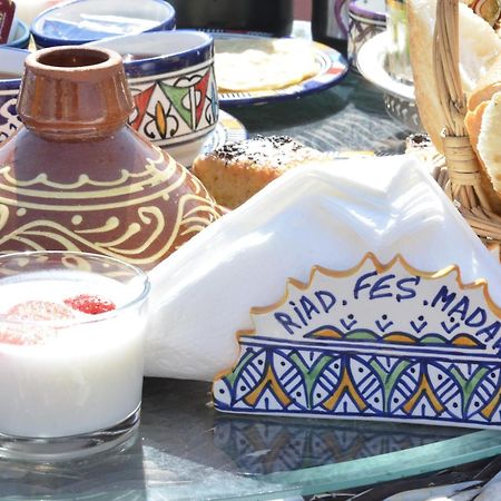 Riad Fes Madaw מראה חיצוני תמונה