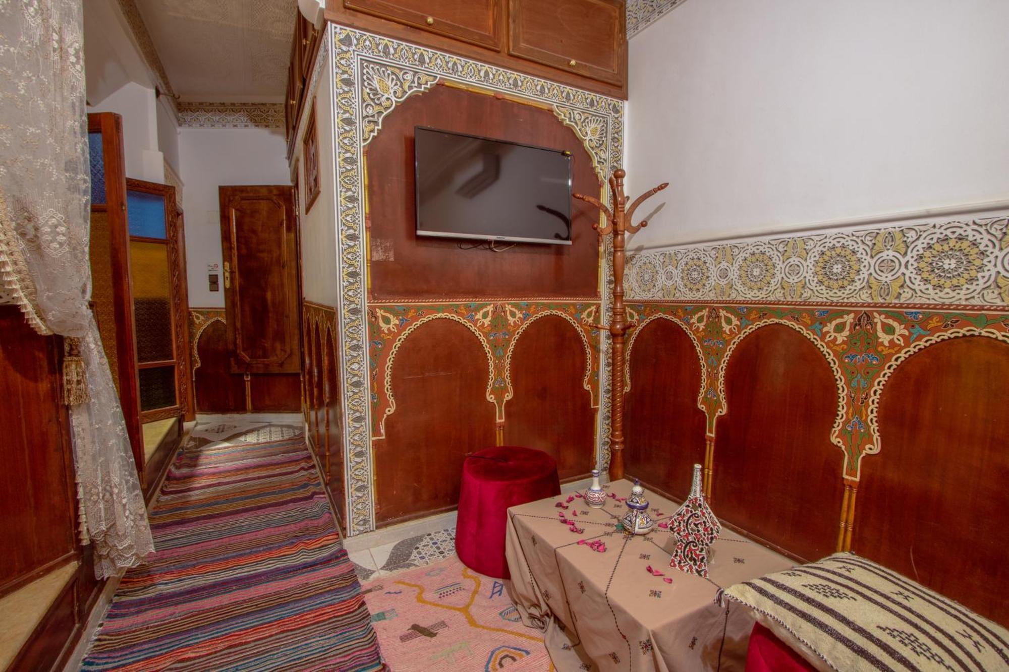 Riad Fes Madaw מראה חיצוני תמונה