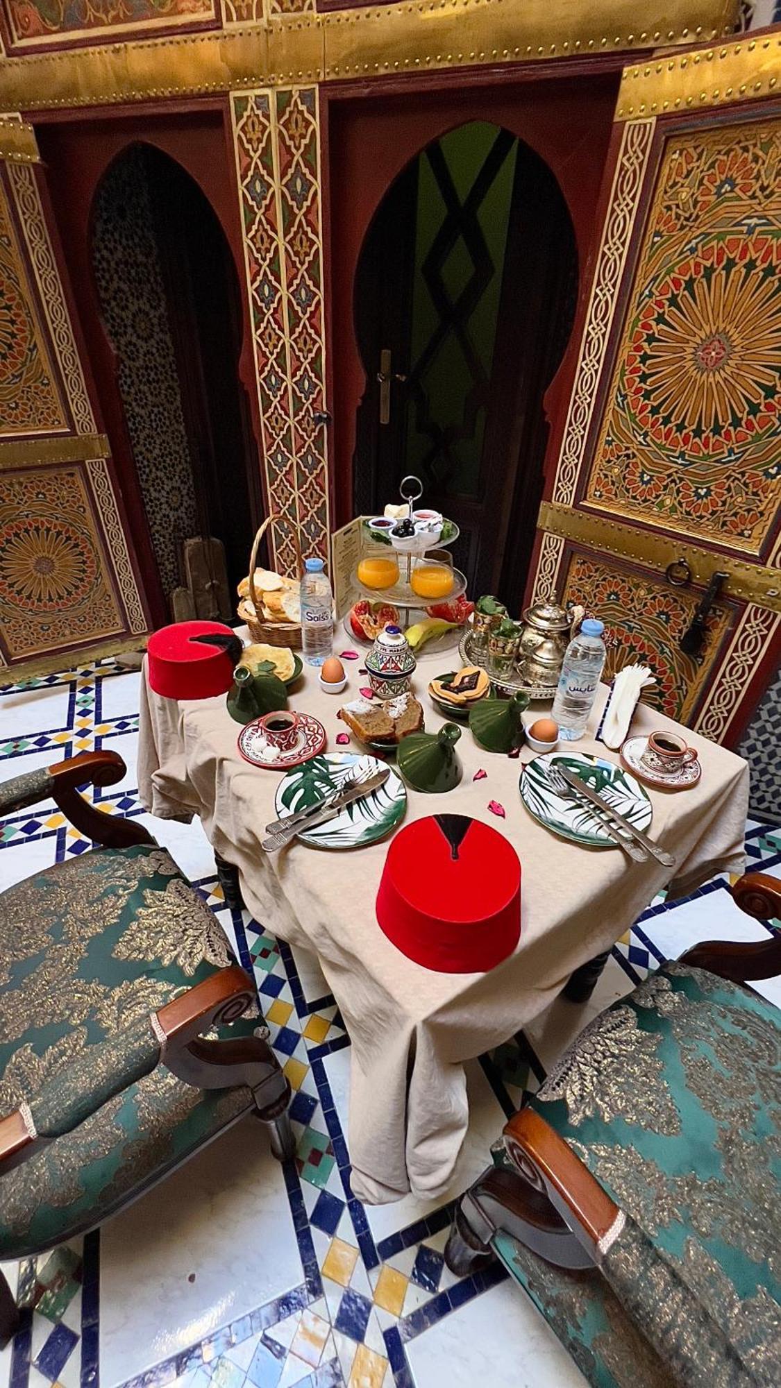 Riad Fes Madaw מראה חיצוני תמונה