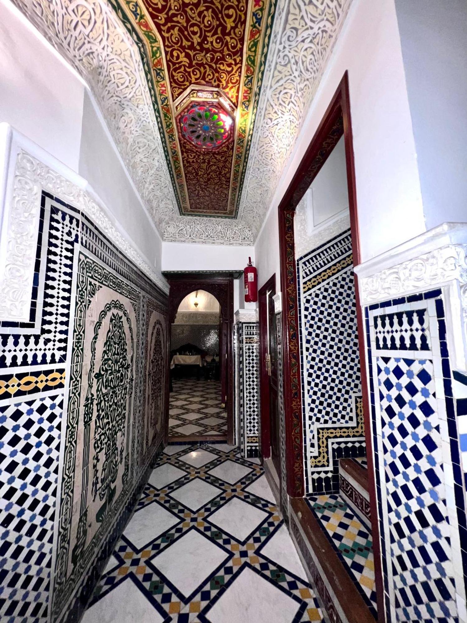 Riad Fes Madaw מראה חיצוני תמונה